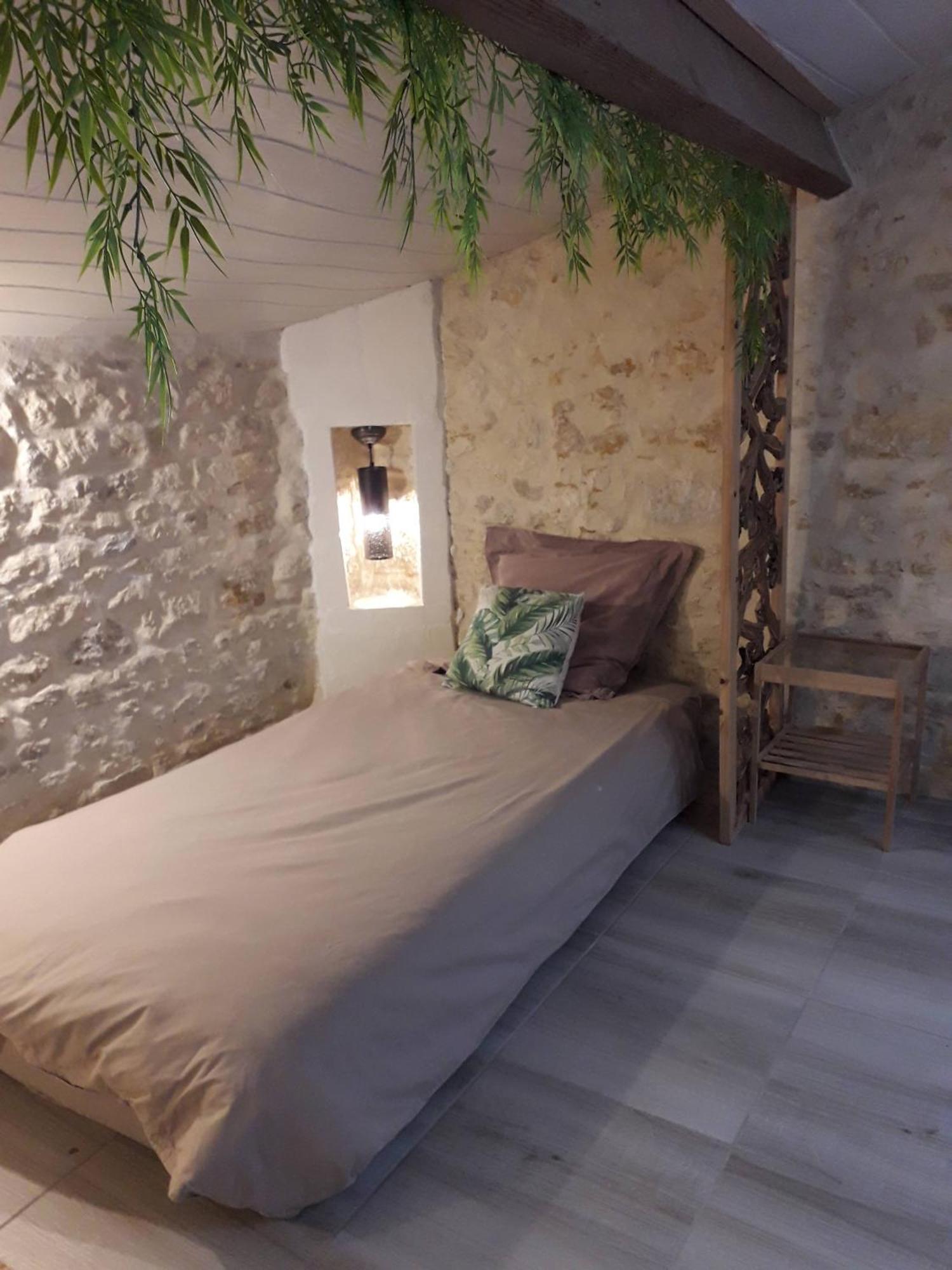 Hotel O Calme Brizambourg Exteriér fotografie